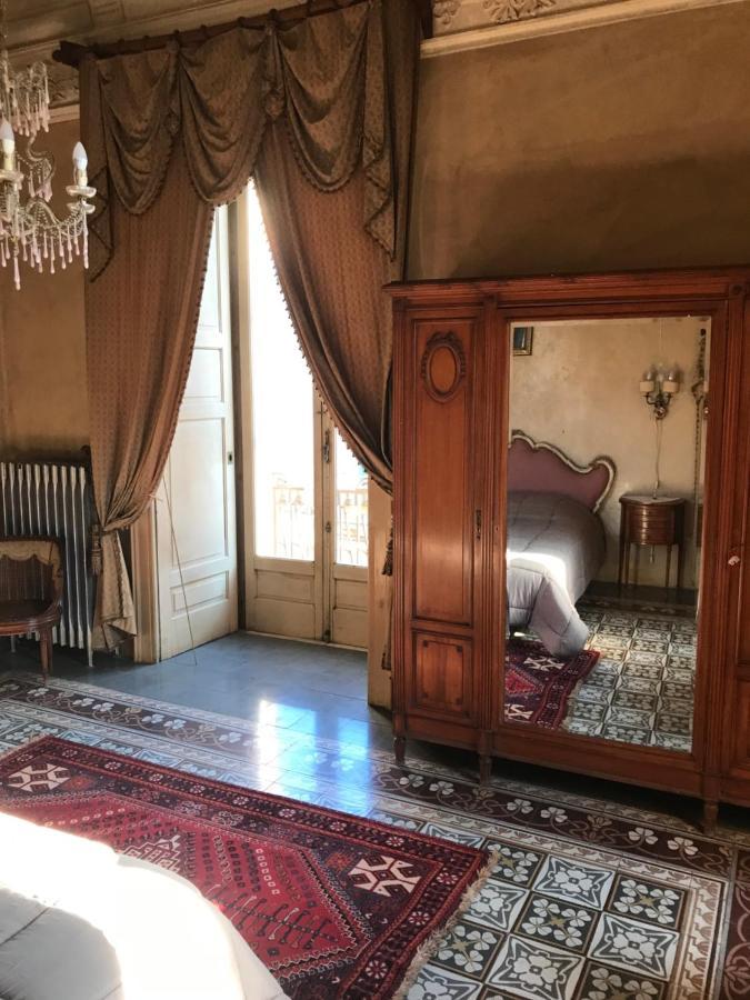 Palazzo De Bellis Vitti Nella Citta Delle Grotte Bed & Breakfast Castellana Grotte Exterior foto