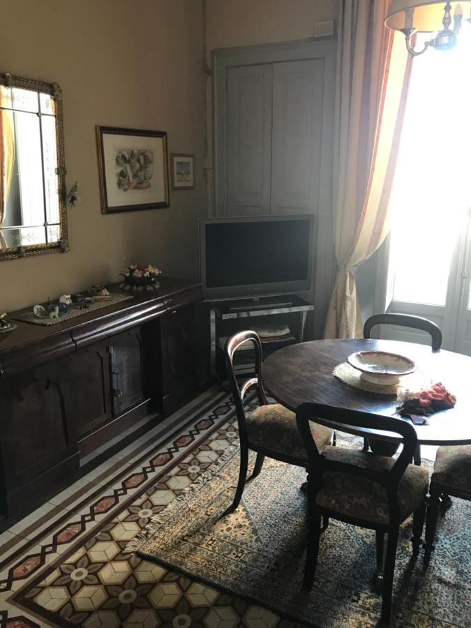 Palazzo De Bellis Vitti Nella Citta Delle Grotte Bed & Breakfast Castellana Grotte Exterior foto